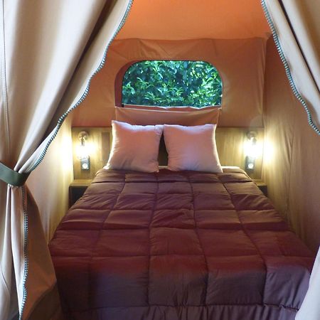 Camping Le Clos De La Lere Cayriech Extérieur photo